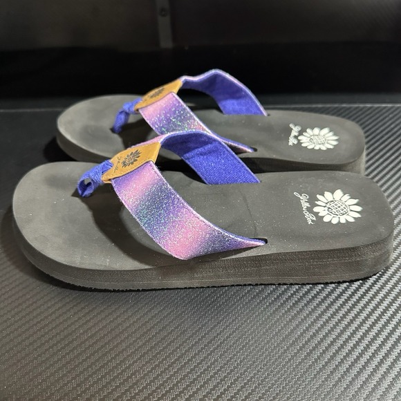 Yellow Box Women's Flamina Purple Flip Flop Sandal  Size 7 1/2 - Picture 1 of 6